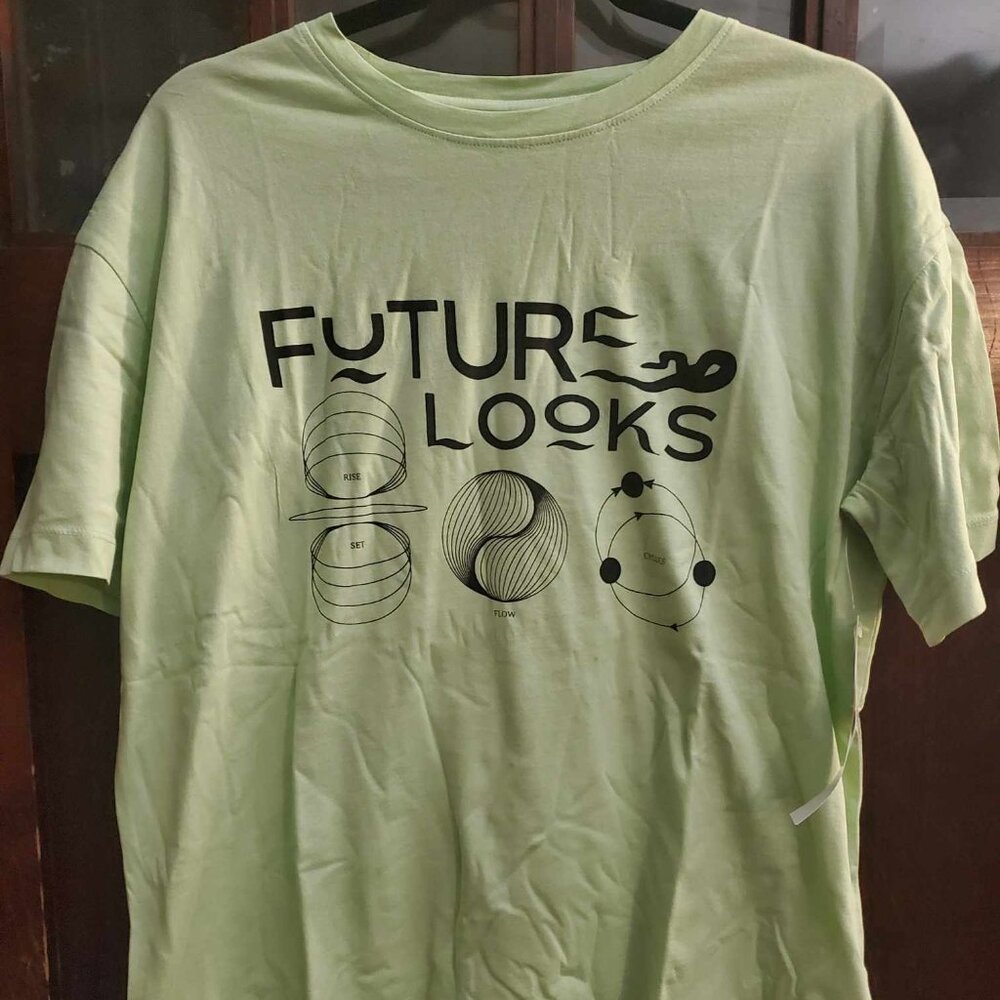 Oversized Short-Sleeve Crewneck Graphic Tee